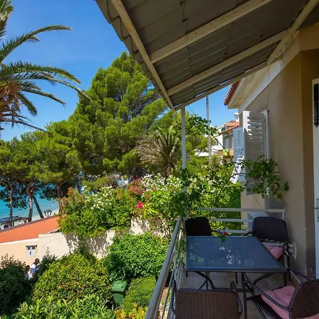 Vila Niko * Makarska